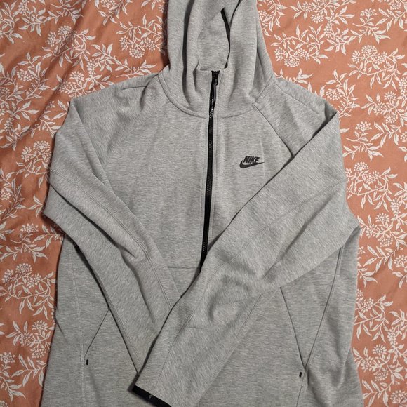 Nike Tops - Gray Nike Hoodie